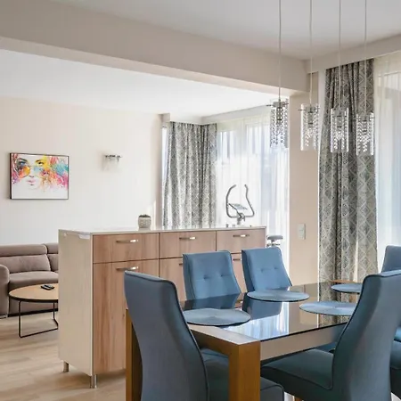 Apartment Modern & Spacious By Flat Mаnager *