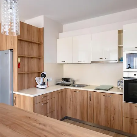 Modern & Spacious By Flat Mаnager Apartment Sofia