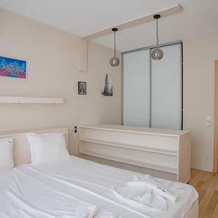 Apartment Modern & Spacious By Flat Mаnager Sofia